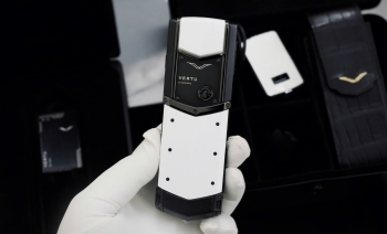 Signature S Black And White